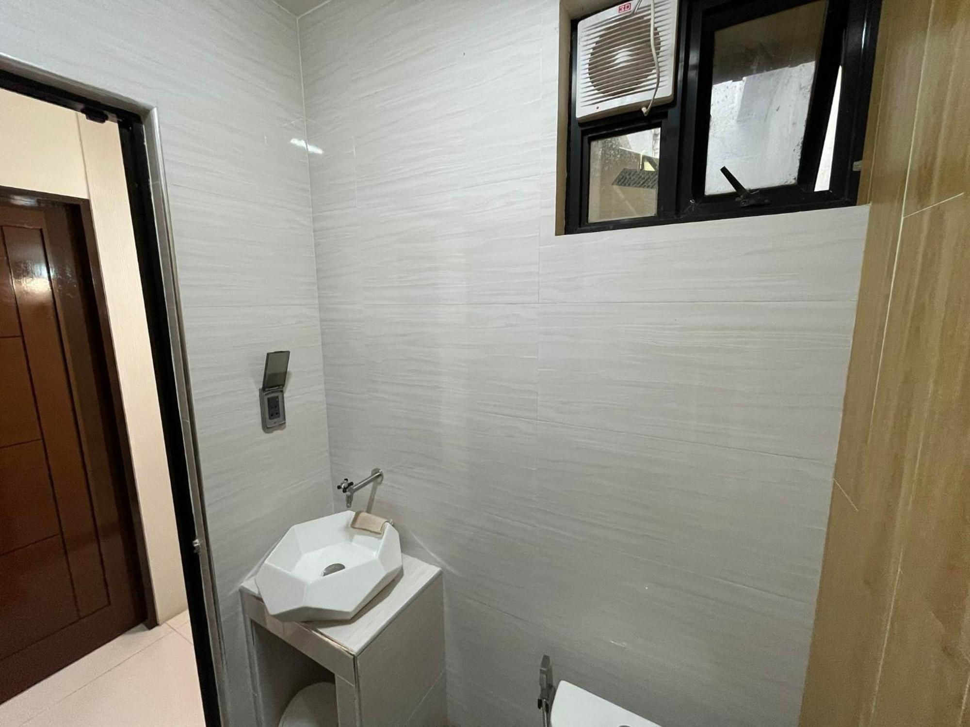 Showmecas Alley Stay Tagbilaran Eksteriør billede